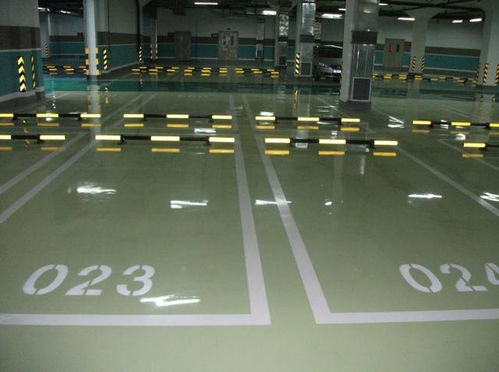 地坪漆施工的不同工具不同施工方法之刮刀